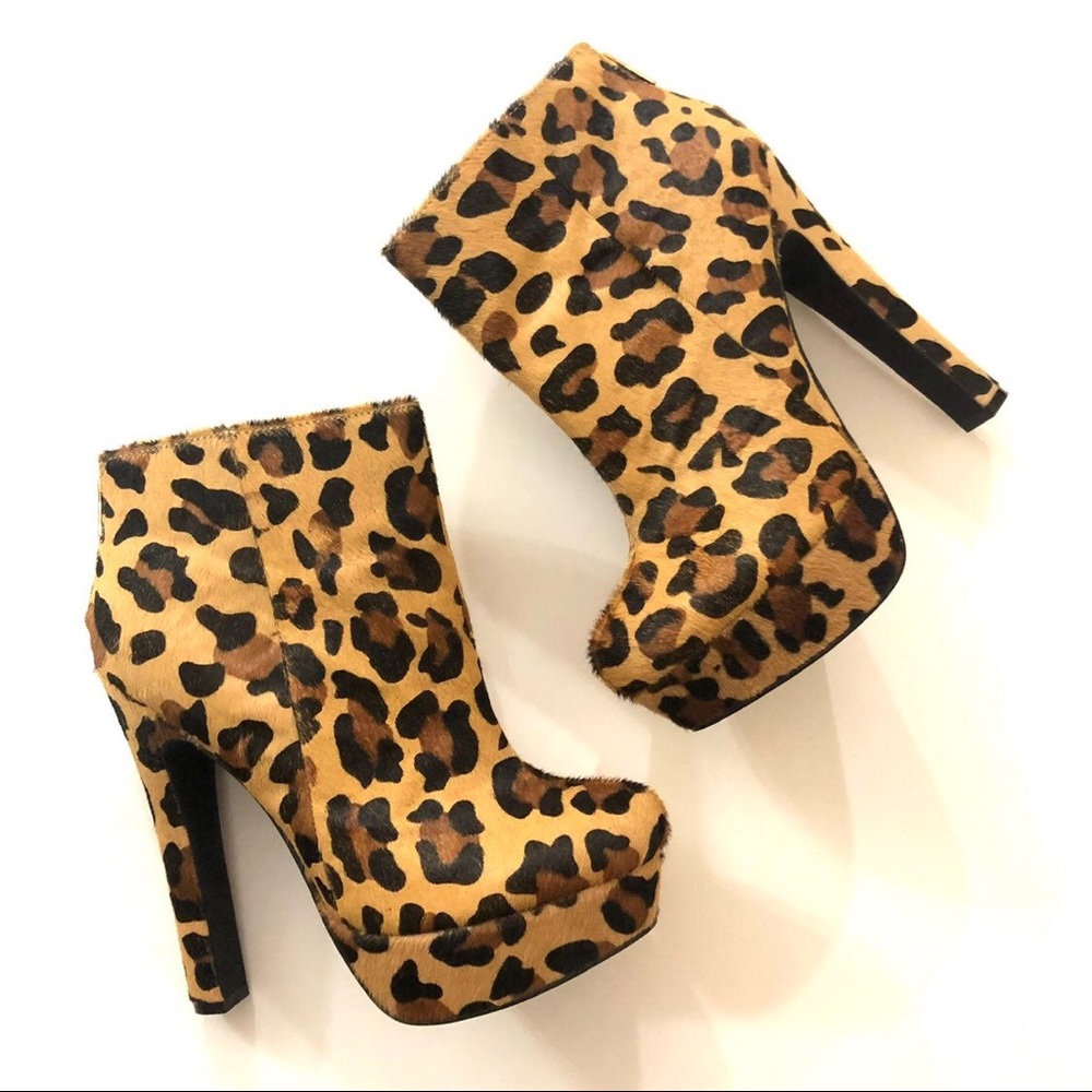 Colin Stuart Leopard Platform Ankle Boots
